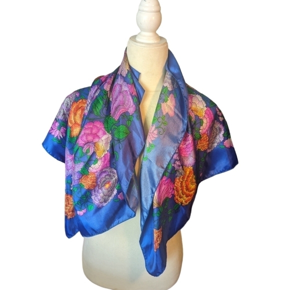 Vtg 80s Scarf blue /purple/pink bright pretty satin floral Large square Scarf - Picture 6 of 8